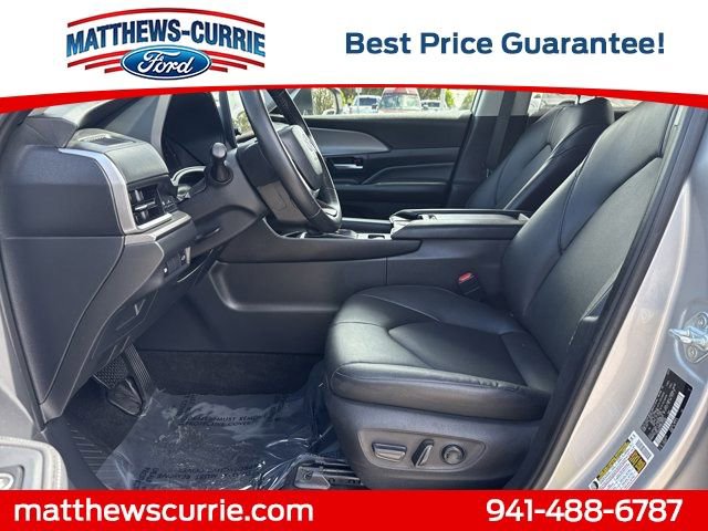 Used 2024 Toyota Grand Highlander XLE image 9