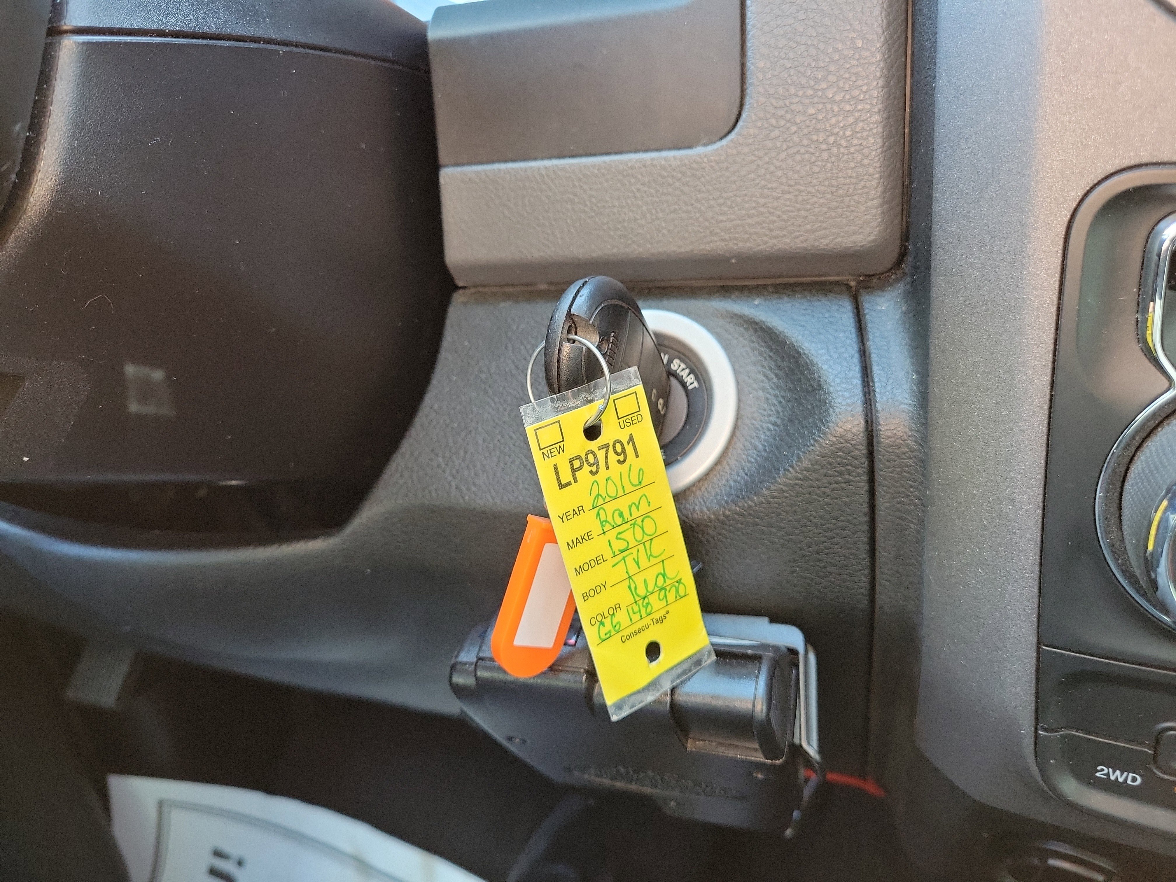 Used 2016 RAM 1500 Express image 25