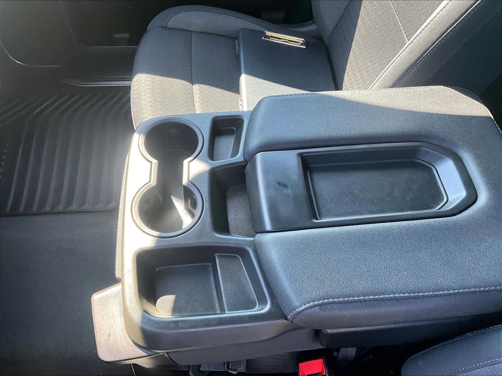Used 2023 Chevrolet Silverado 1500 LT AWD/4WD image 19
