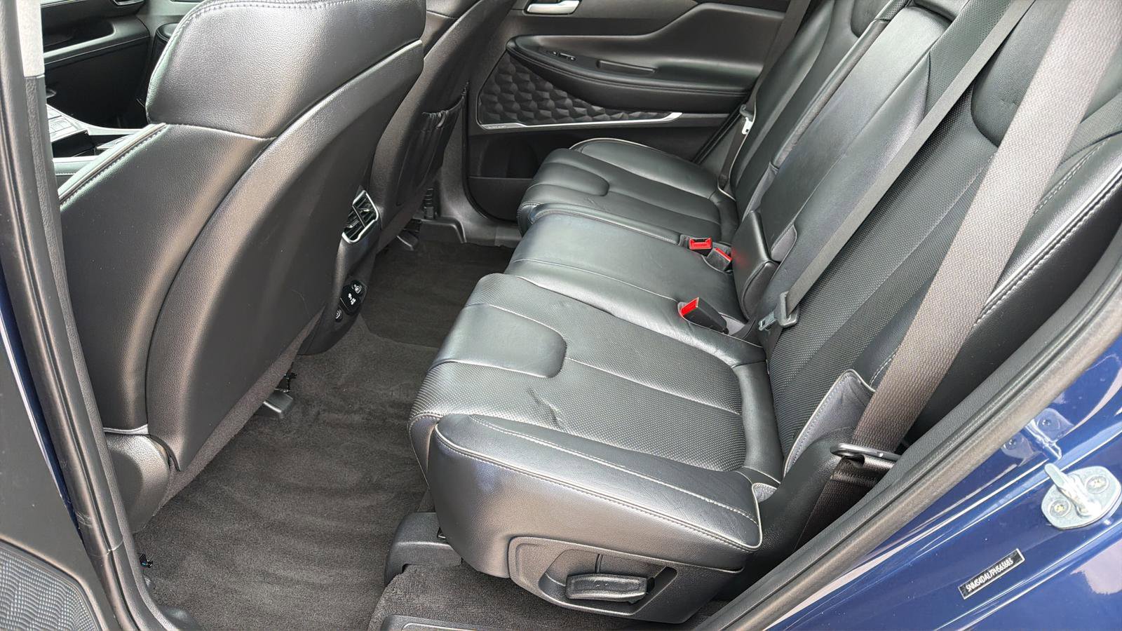 Used 2023 Hyundai Santa Fe Limited image 26