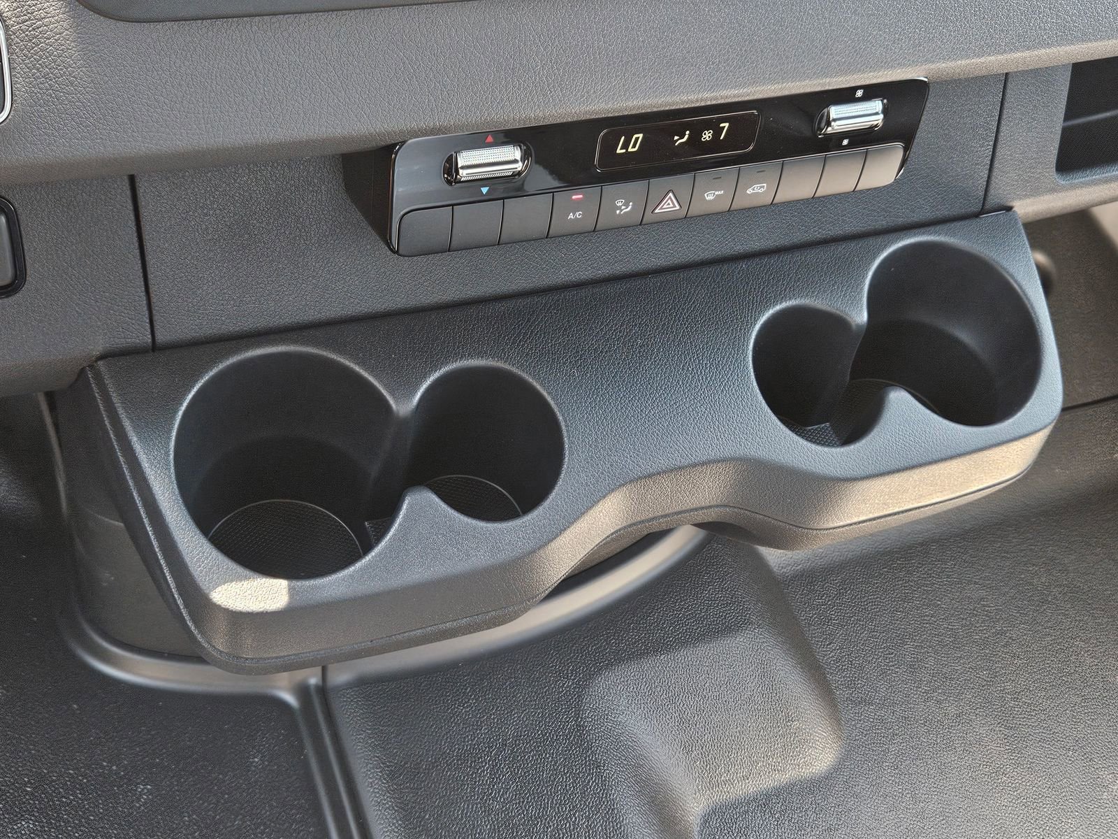 New 2024 Mercedes-Benz Sprinter 4500 image 27