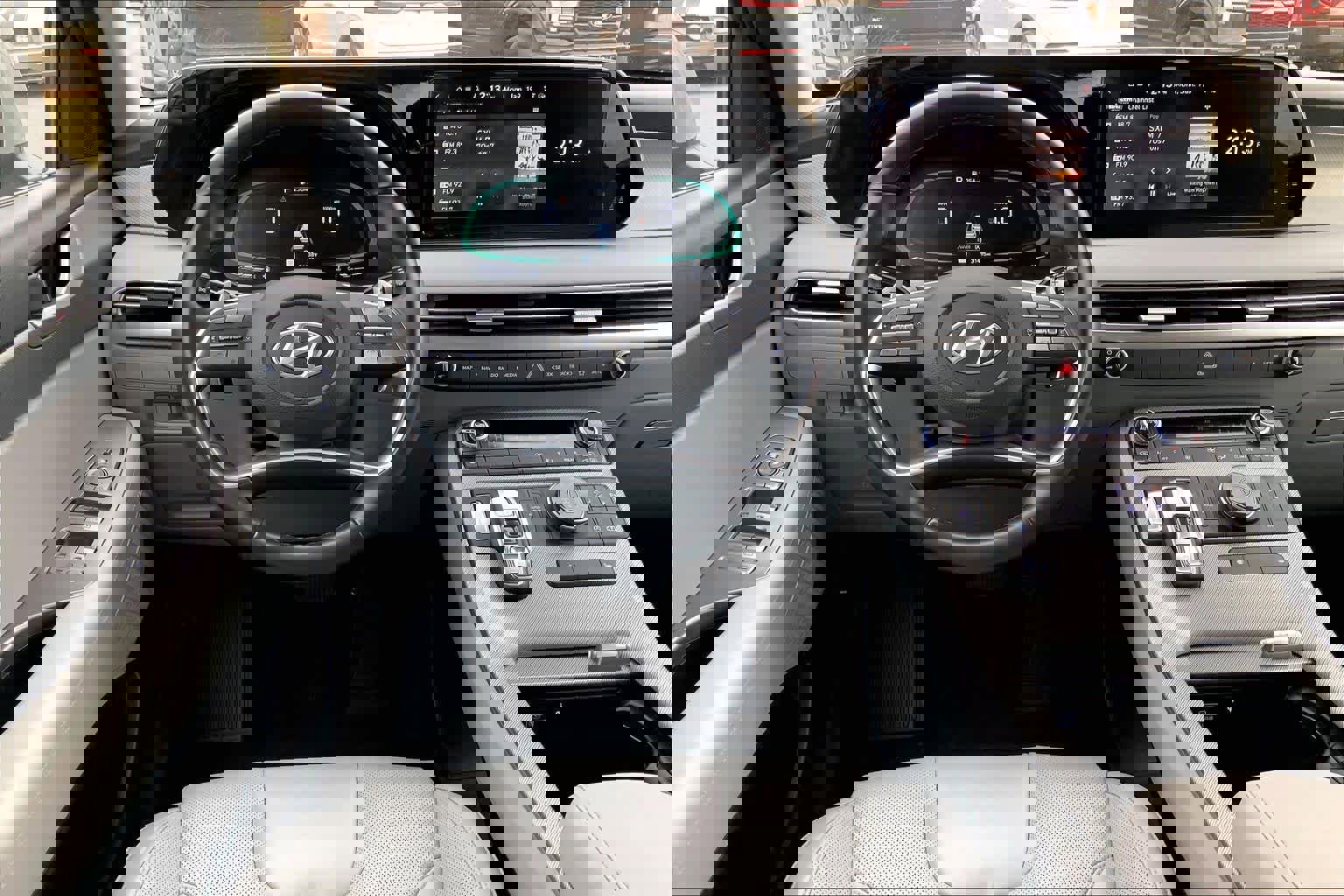 Used 2025 Hyundai Palisade SEL image 6