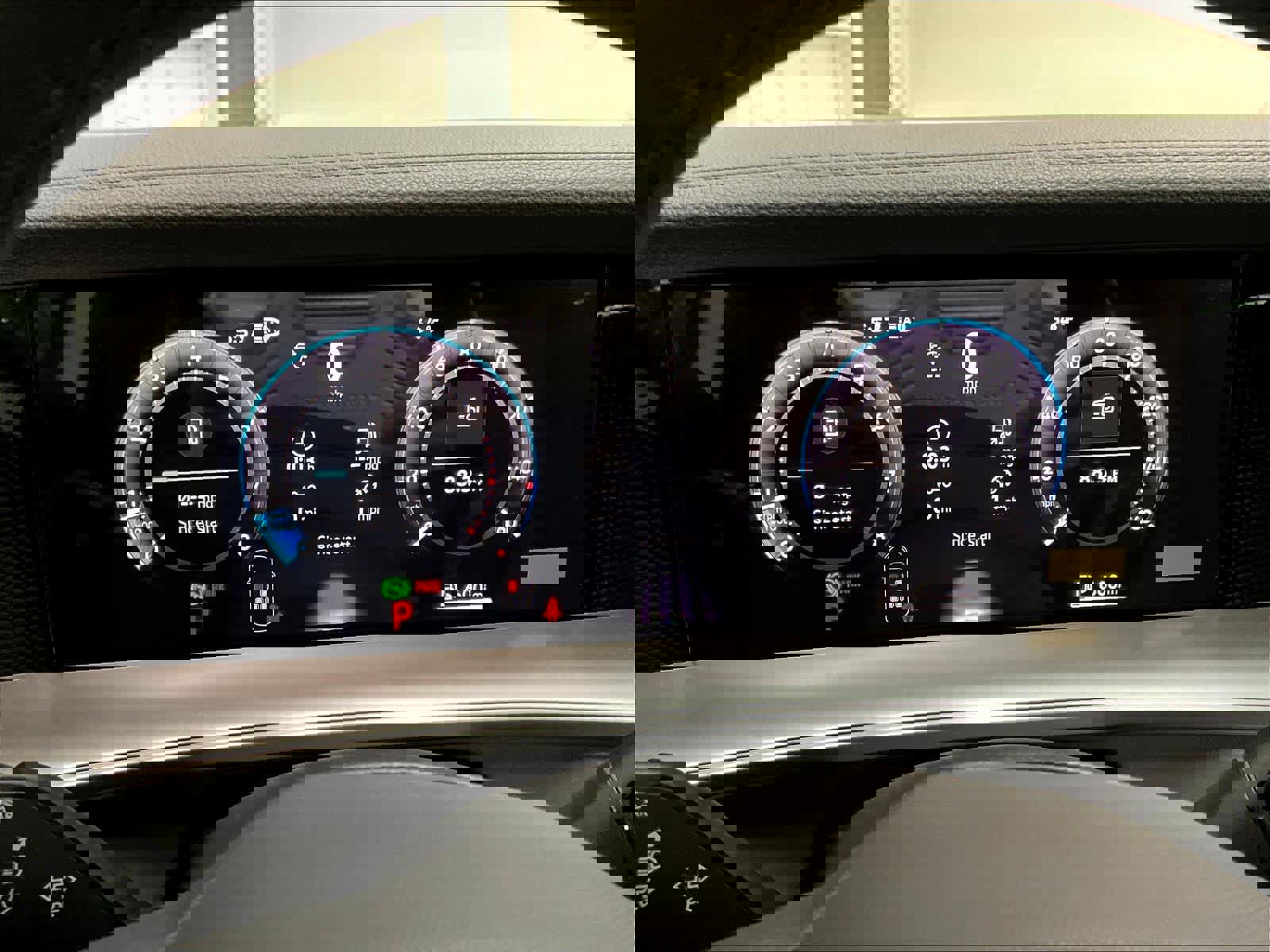 New 2026 Volkswagen Tiguan SE R-Line image 19