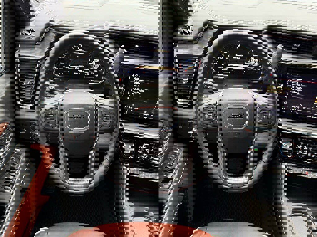 Used 2026 GMC Sierra 2500 Denali Ultimate image 27