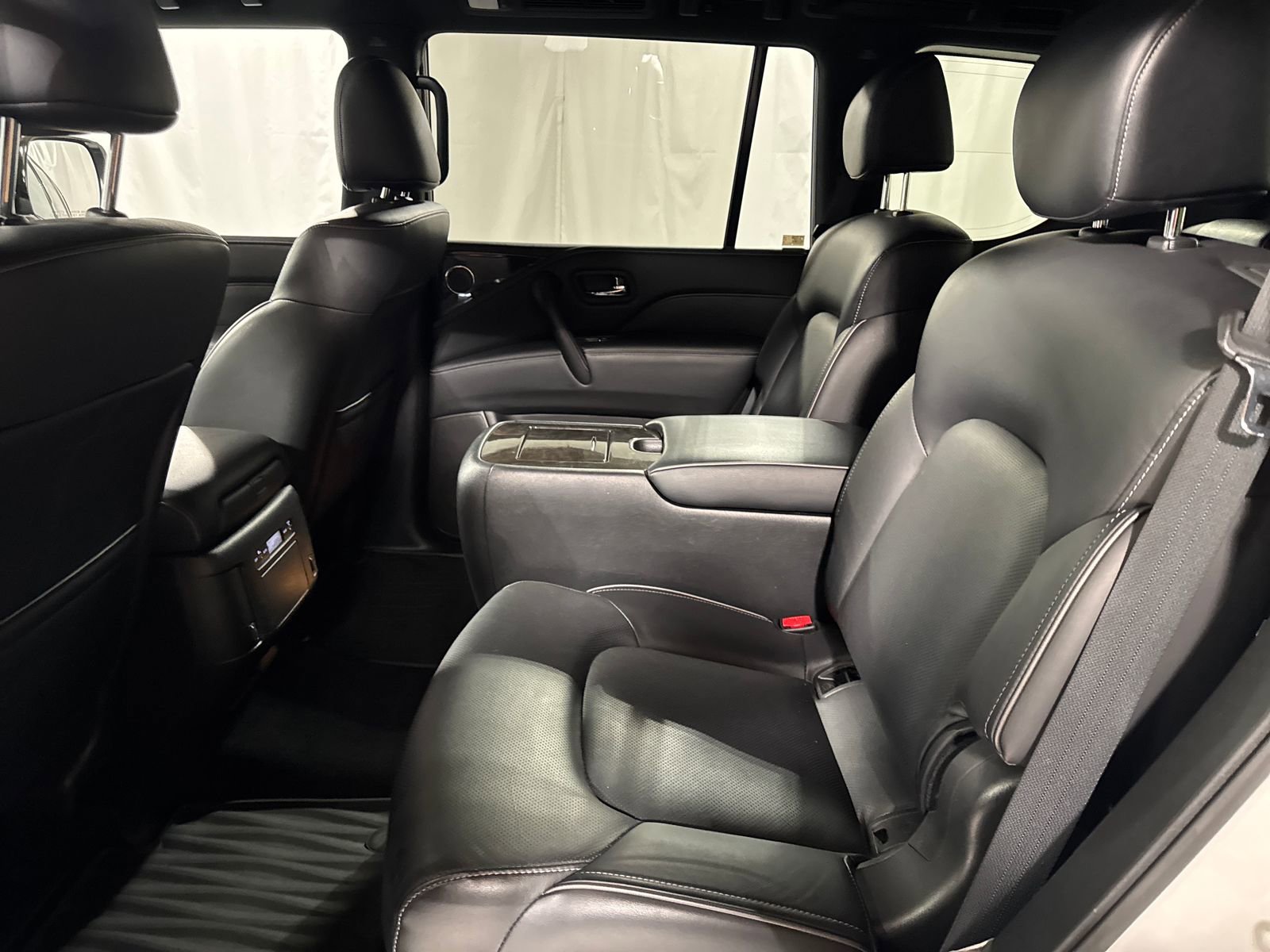 Used 2020 INFINITI QX80 Luxe w/ Edition 30 Package AWD/4WD image 5