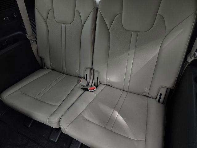 Used 2022 Kia Sorento EX w/ Panoramic Sunroof Package image 15