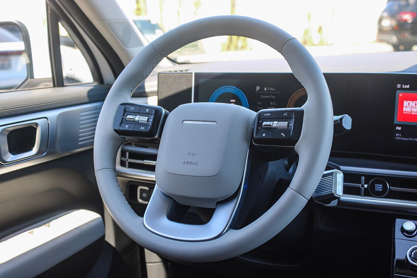 Used 2024 Hyundai Santa Fe SE image 16