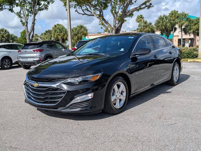 Used 2020 Chevrolet Malibu LS w/ Driver Confidence Package II image 3