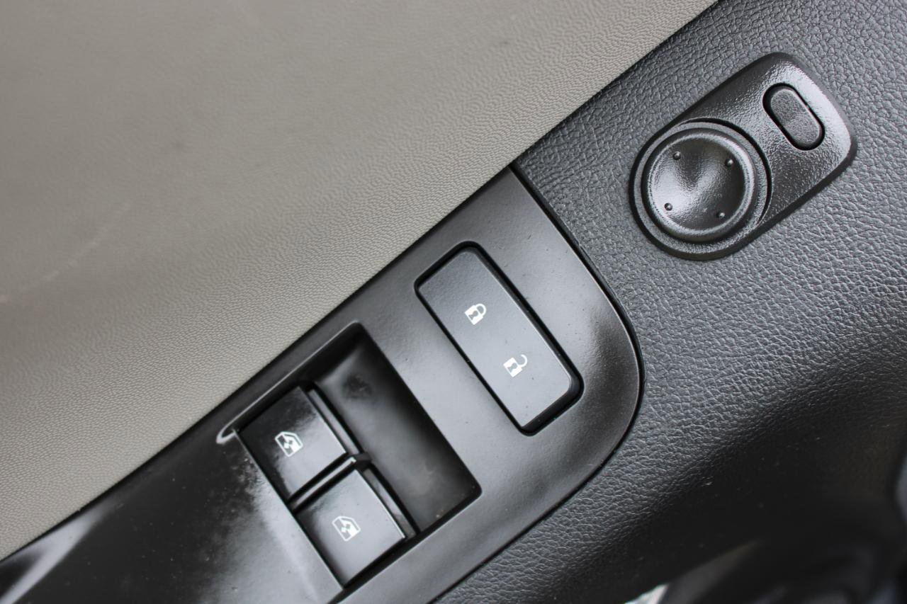 Used 2014 Chevrolet Camaro LS RWD image 15