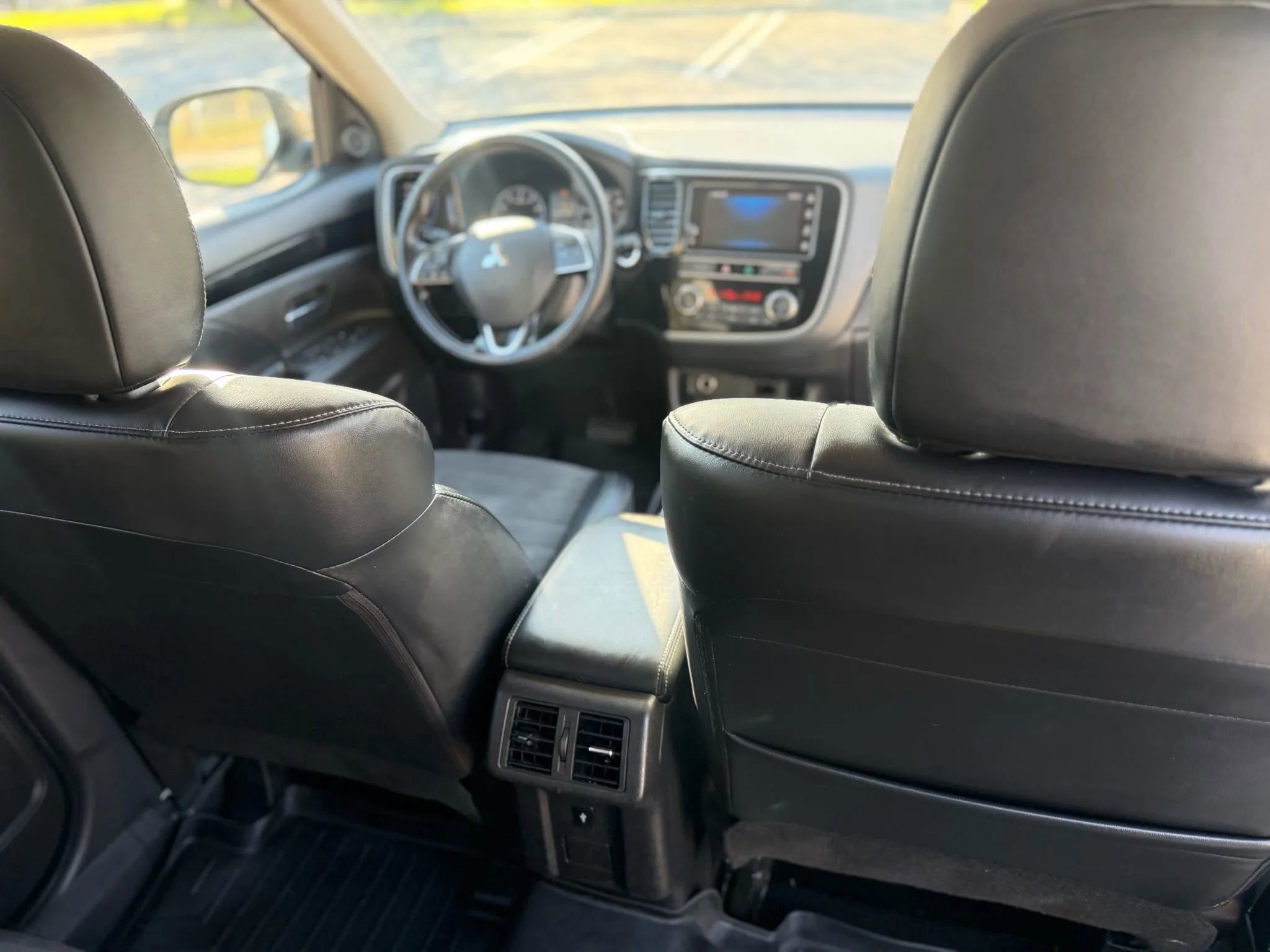 Used 2019 Mitsubishi Outlander SEL FWD image 19