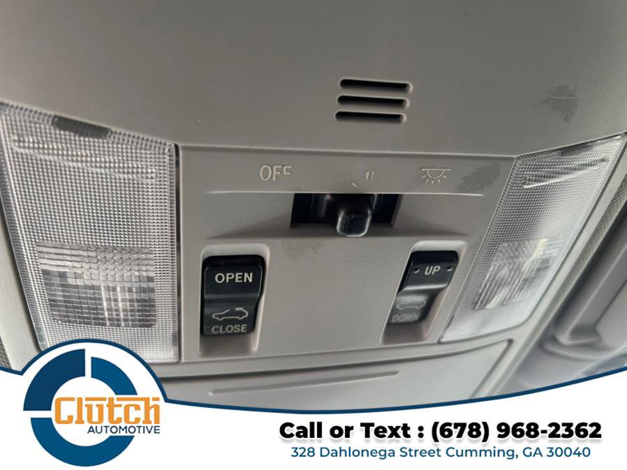 Used 2018 Toyota RAV4 XLE image 31