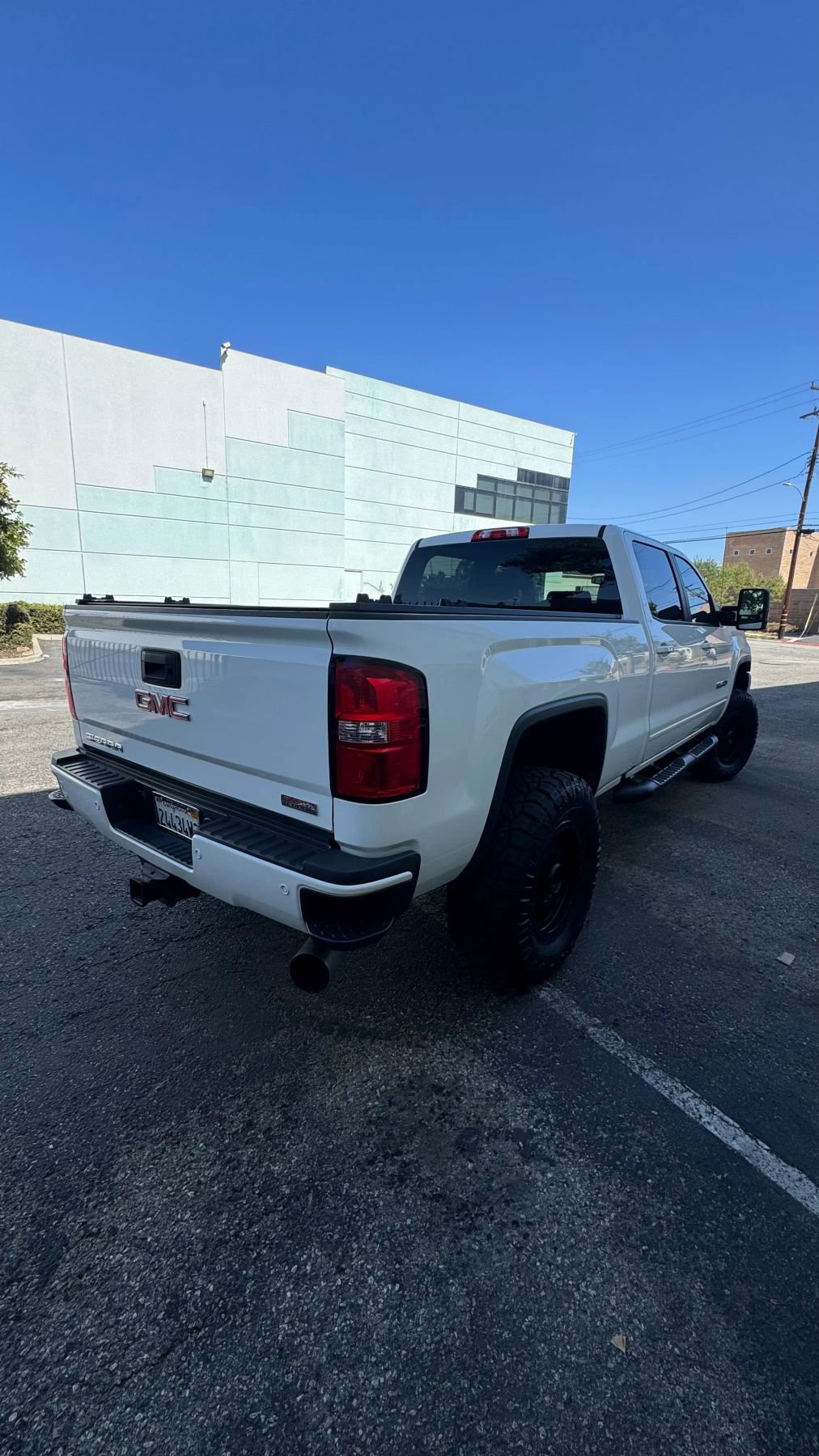 Used 2019 GMC Sierra 2500 SLT w/ Duramax Plus Package image 8