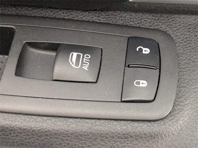 Certified 2024 RAM 1500 Classic Warlock image 30