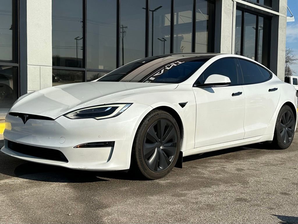Used 2021 Tesla Model S Plaid image 4