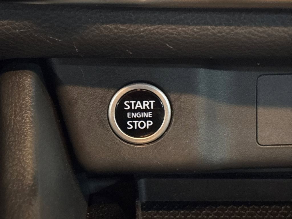 Certified 2023 Nissan Rogue SV w/ SV Premium B Package image 31