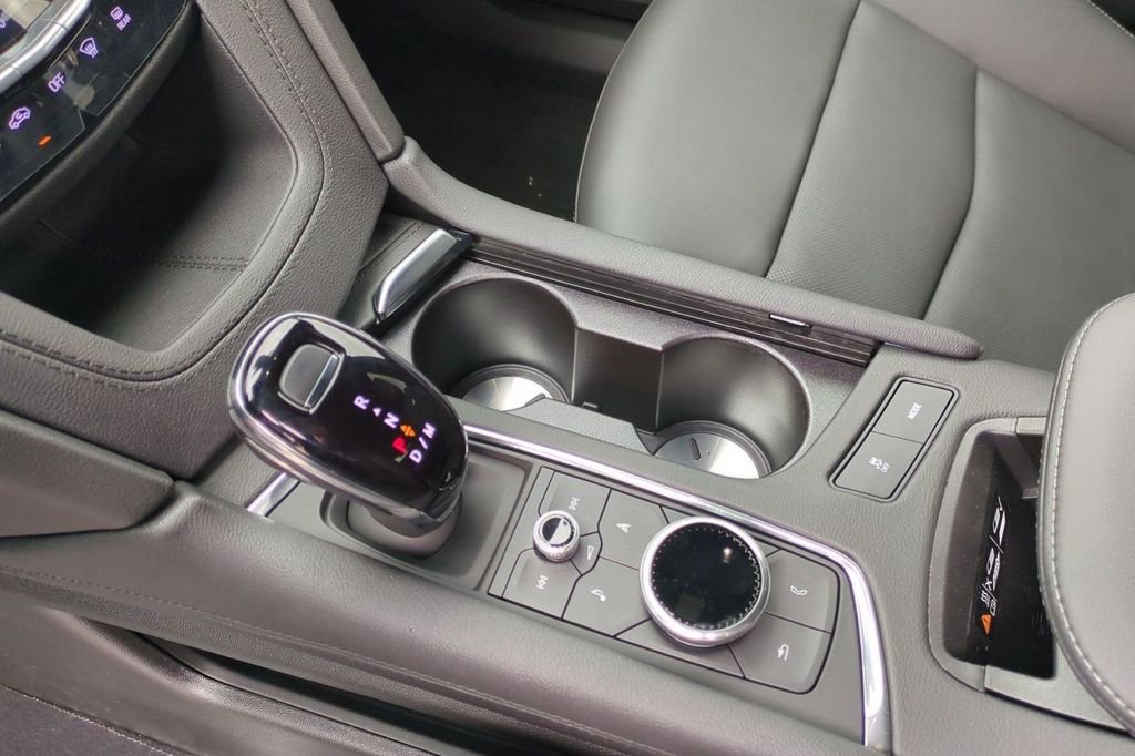 New 2025 Cadillac XT6 Sport AWD/4WD image 8