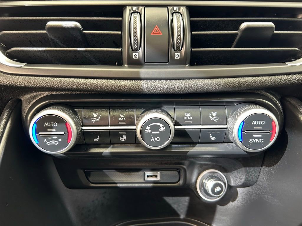 New 2025 Alfa Romeo Giulia image 34