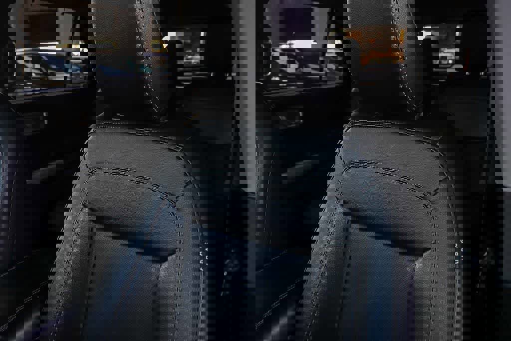 Used 2023 Ford Explorer Limited w/ Equipment Group 301A image 28