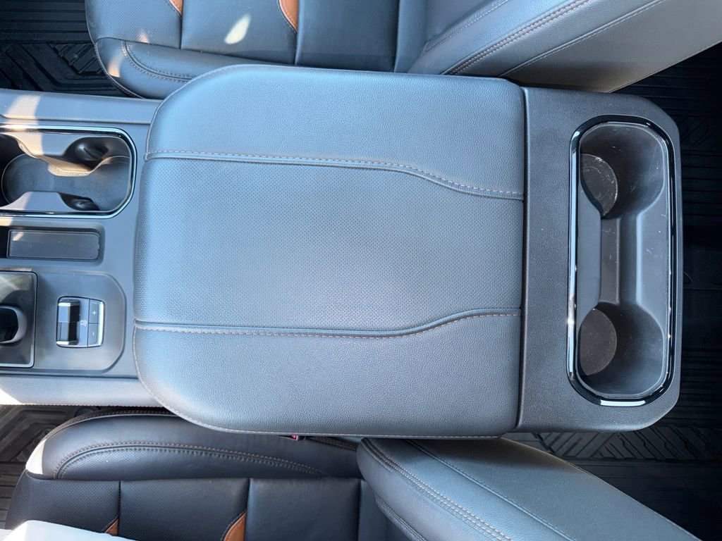 Used 2025 GMC Sierra 1500 AT4 w/ AT4 Premium Package image 30