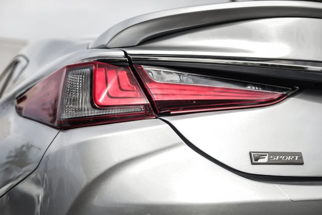 Used 2019 Lexus ES 350 F Sport w/ Accessory Package 2 FWD image 27