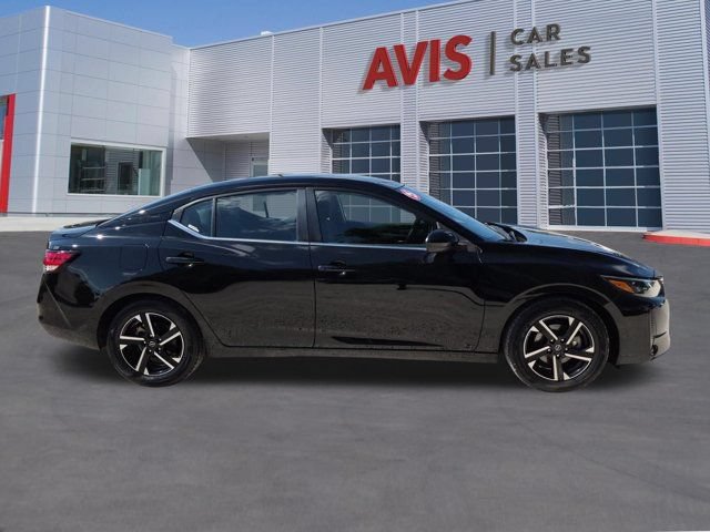Used 2025 Nissan Sentra SV FWD image 4