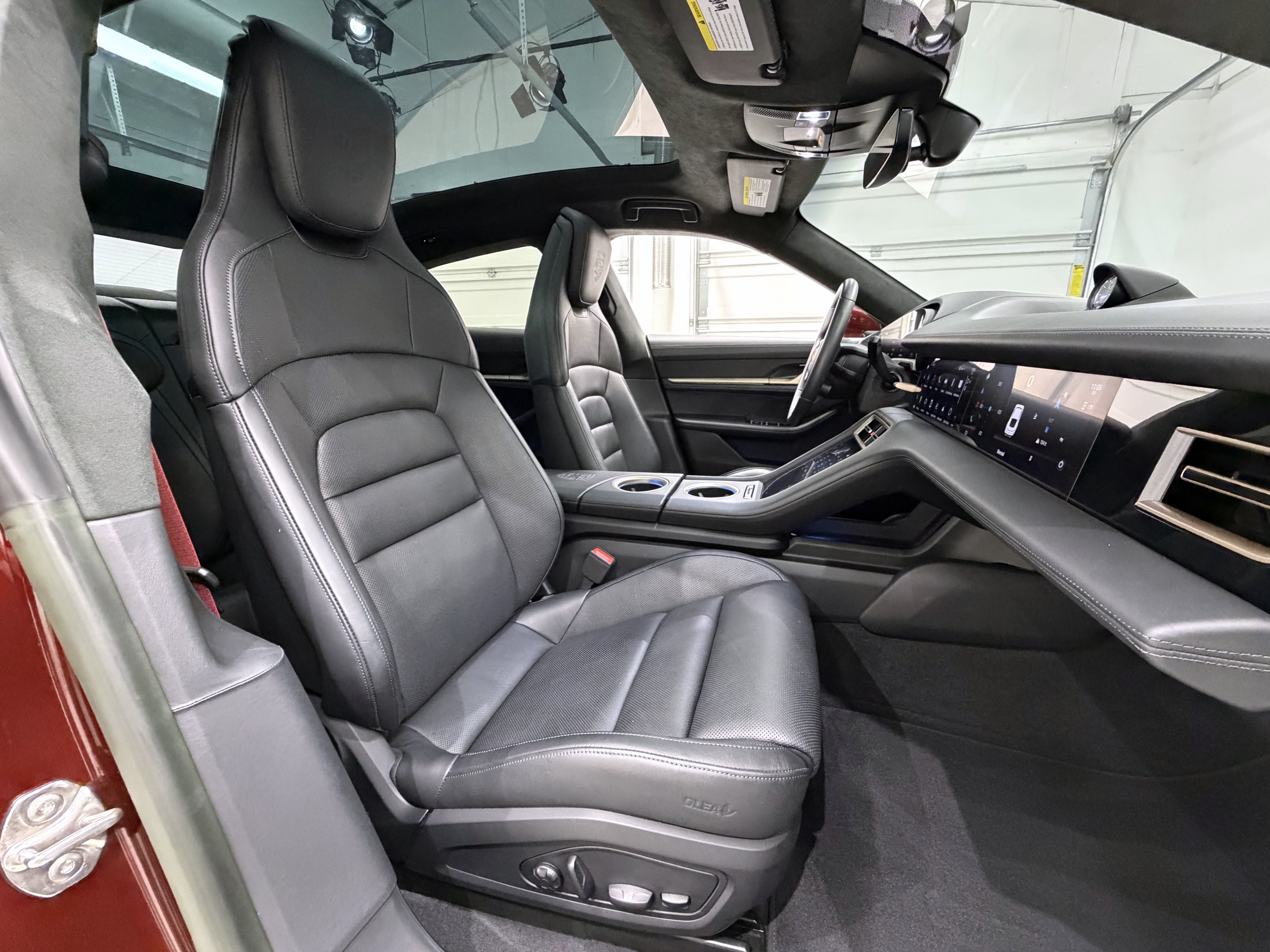 Certified 2022 Porsche Taycan Turbo AWD/4WD image 24
