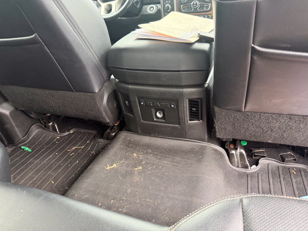 Used 2018 RAM 3500 Laramie AWD/4WD image 13