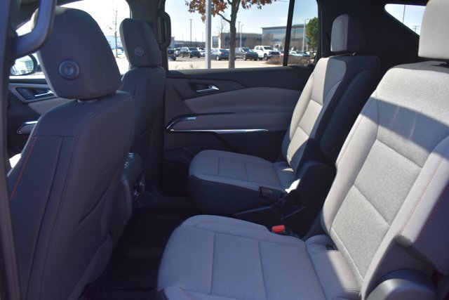 New 2026 Chevrolet Traverse LT w/ Sun and Wheel Package image 15