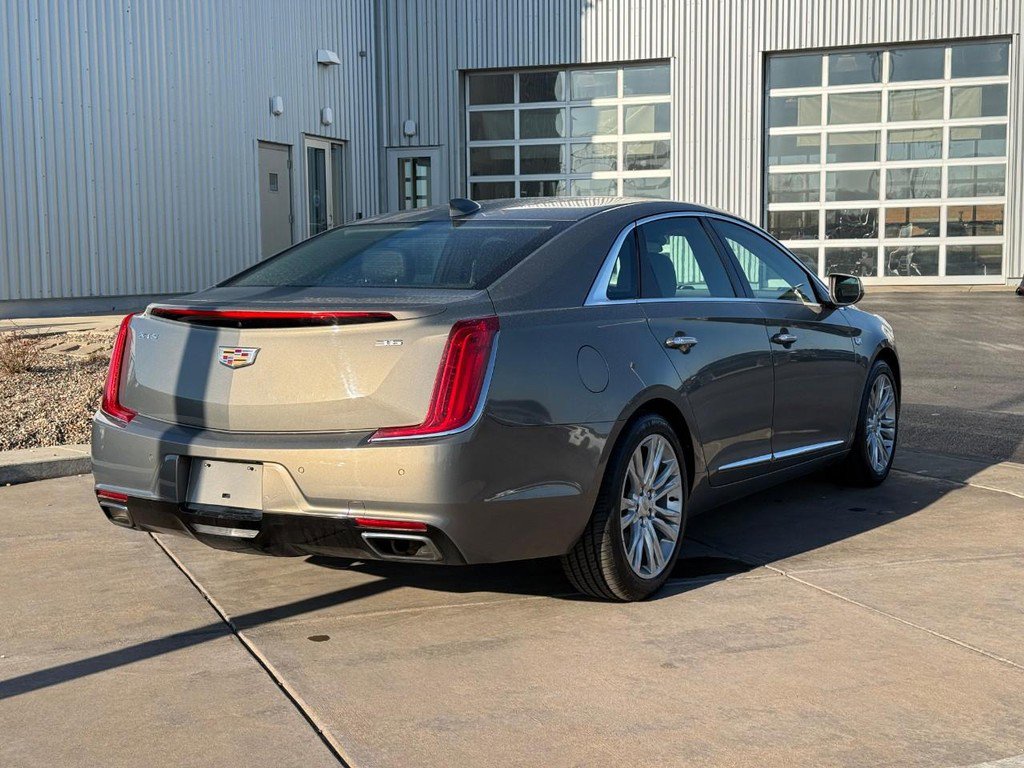 Used 2019 Cadillac XTS Luxury image 5