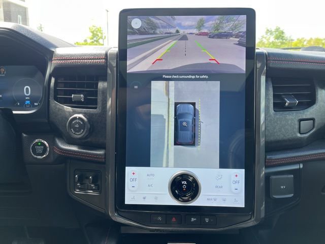 Used 2023 Ford Expedition Limited image 33