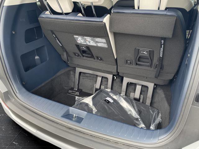 New 2026 Kia Carnival EX image 16