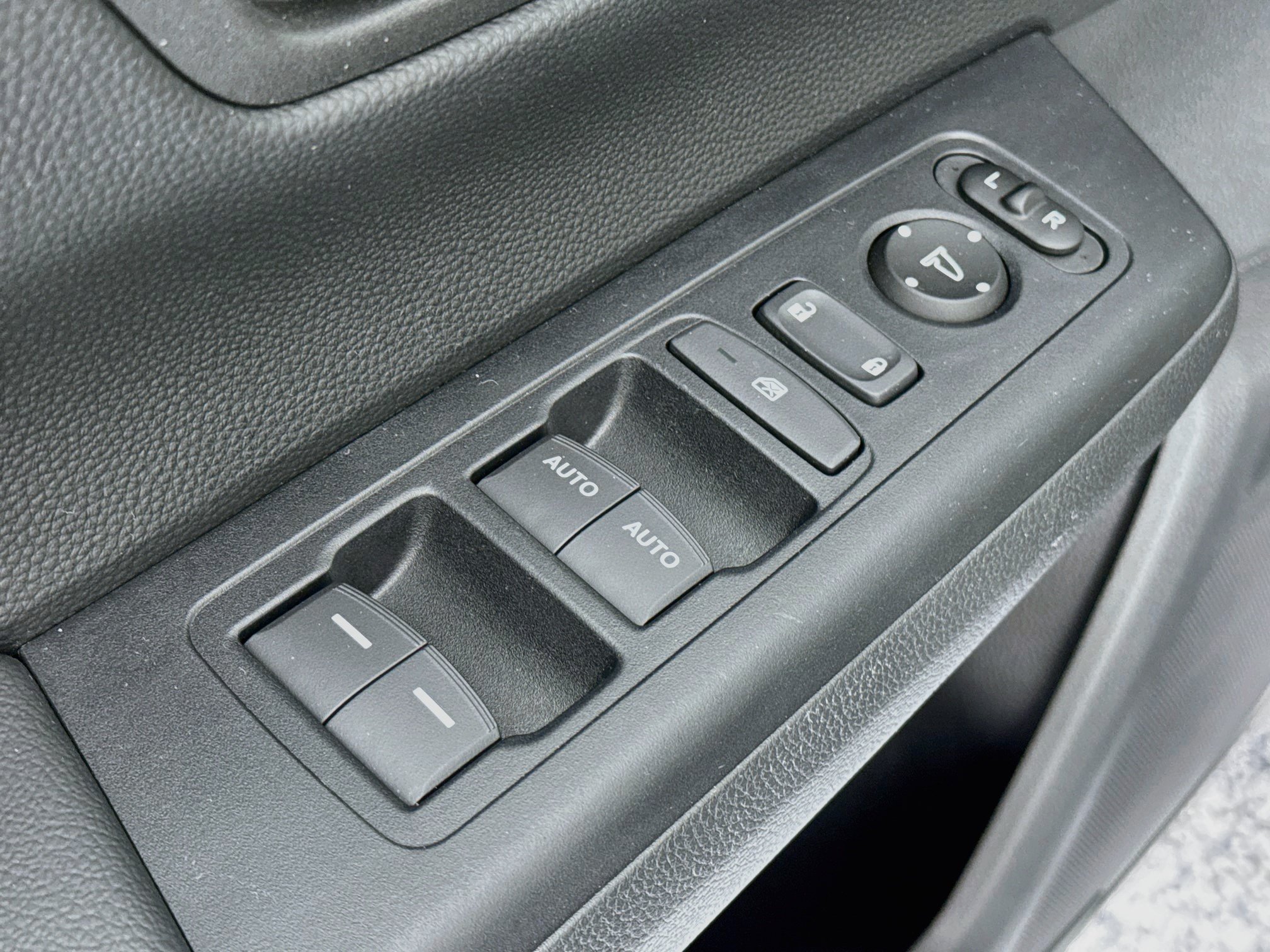 Certified 2024 Honda CR-V EX image 17