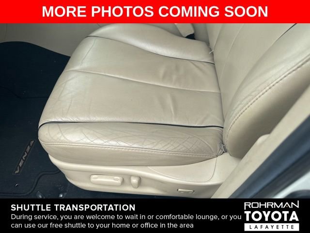 Used 2011 Toyota Venza w/ Premium Pkg #2 FWD image 6
