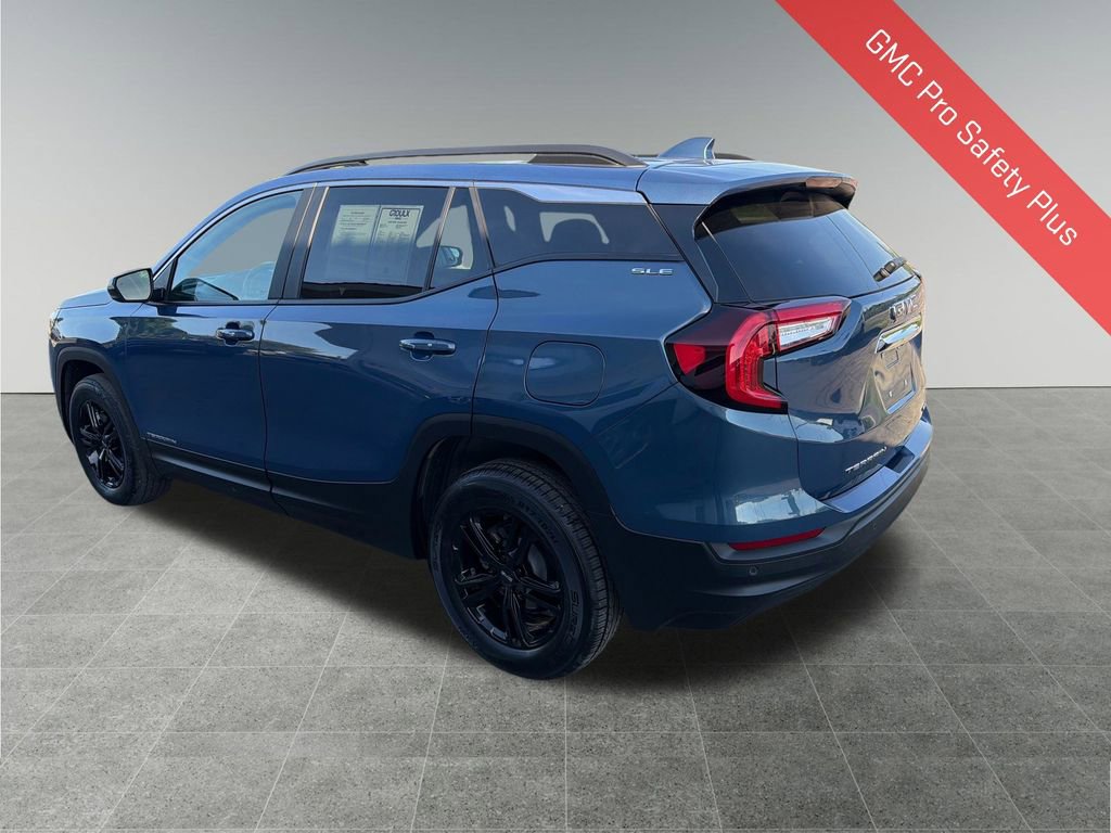 Used 2024 GMC Terrain SLE w/ Driver Convenience Package AWD/4WD image 4