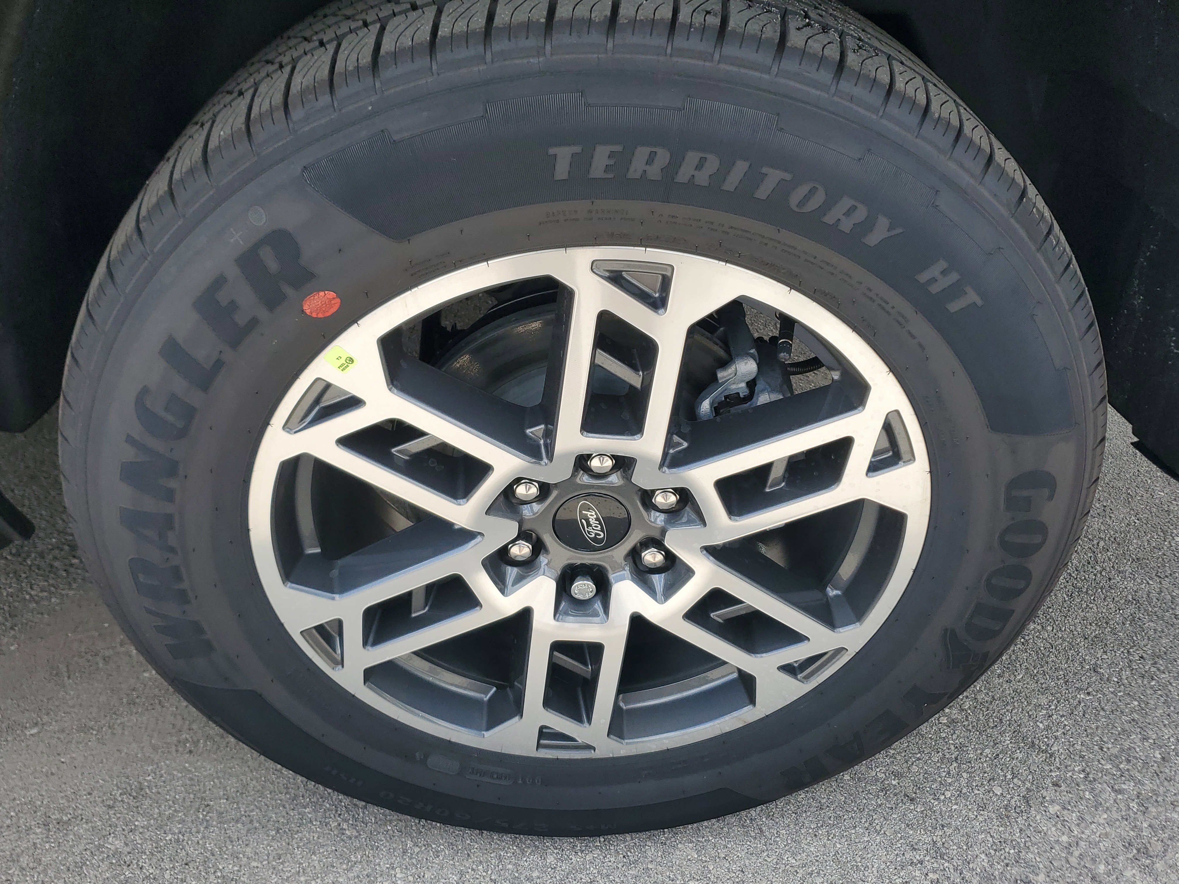 New 2026 Ford Expedition Active RWD image 7
