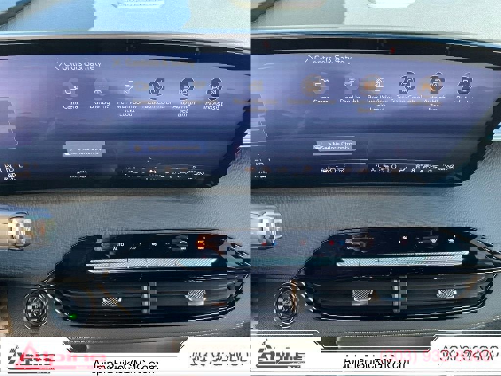 Used 2025 Buick Enclave Sport Touring AWD/4WD image 11