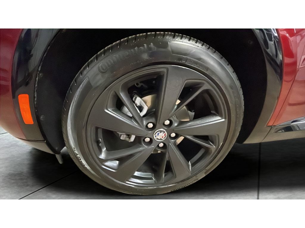 Used 2023 Buick Envision Essence w/ Sport Touring Package image 20