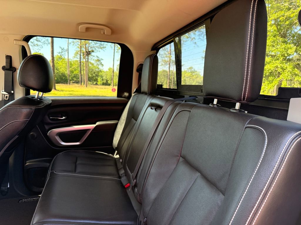 Used 2019 Nissan Titan PRO-4X AWD/4WD image 27