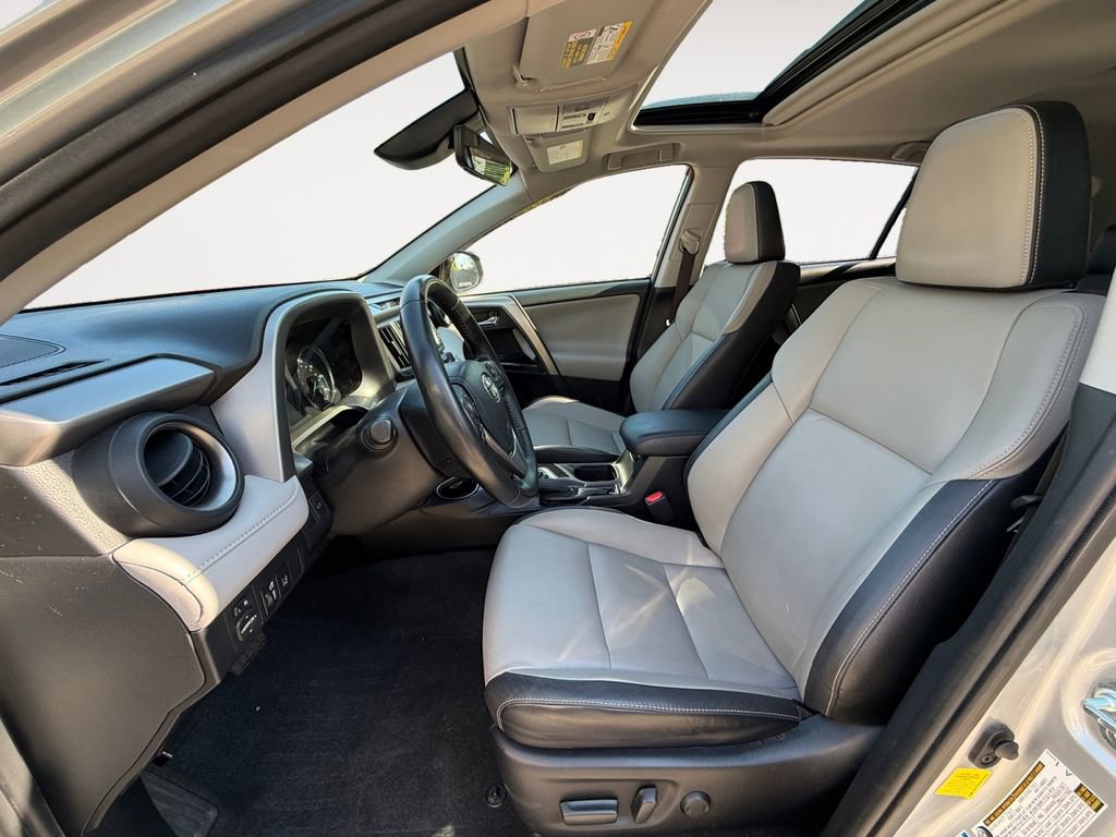 Used 2017 Toyota RAV4 Limited w/ Advanced Technology Package image 12