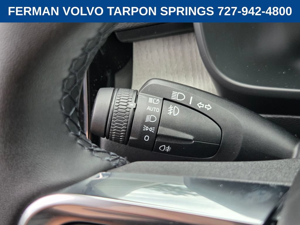 New 2026 Volvo XC40 B5 Plus w/ Climate Package AWD/4WD image 33