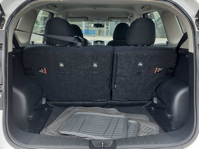 Used 2015 Nissan Versa Note SV FWD image 20