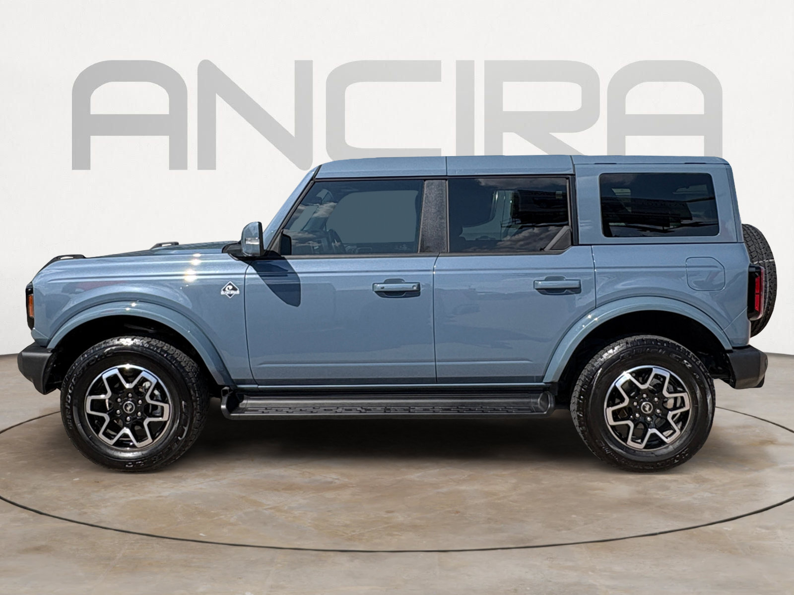 Used 2025 Ford Bronco Outer Banks AWD/4WD image 7