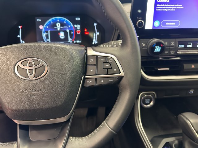Certified 2024 Toyota Grand Highlander AWD image 21