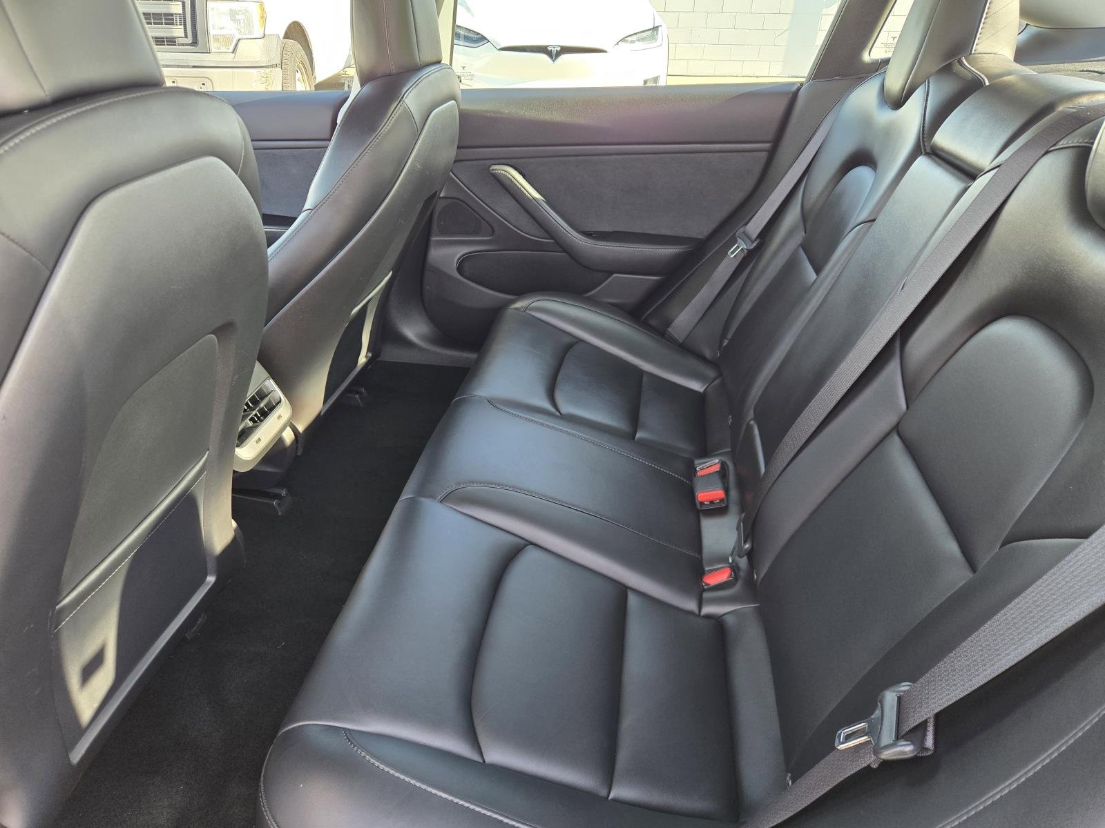 Used 2019 Tesla Model 3 Standard Range Plus image 24