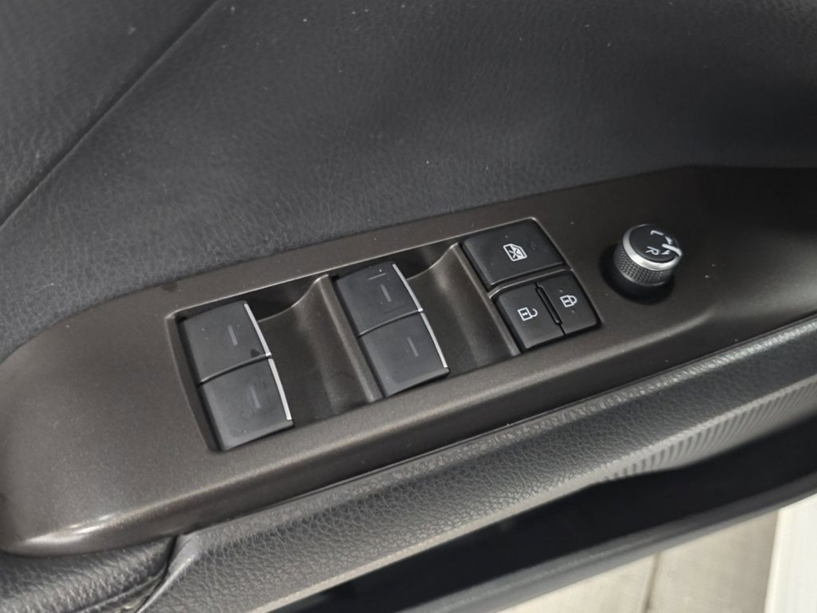 Used 2024 Toyota Camry XSE w/ Navigation Package FWD image 28