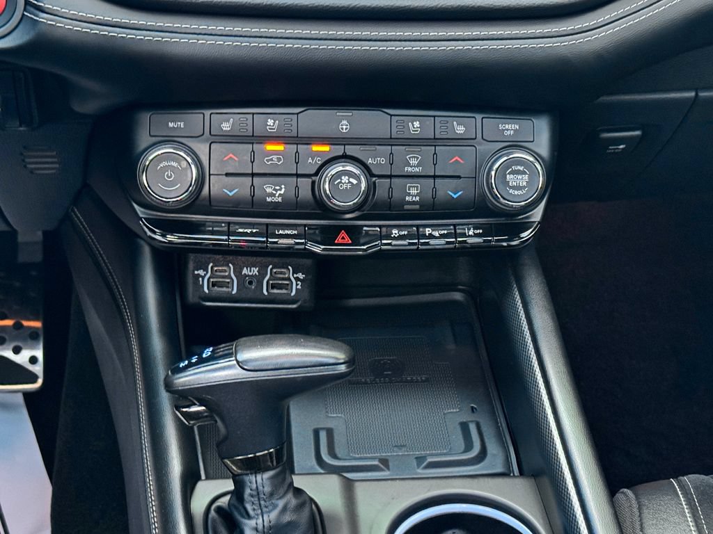 Used 2021 Dodge Durango SRT Hellcat w/ Technology Group AWD/4WD image 31