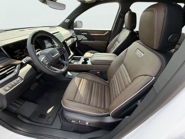 New 2027 GMC Acadia Denali Ultimate w/ LPO, Floor Liner Package AWD/4WD image 11