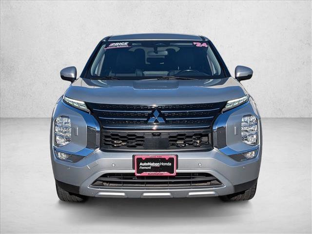 Used 2024 Mitsubishi Outlander SE video 2