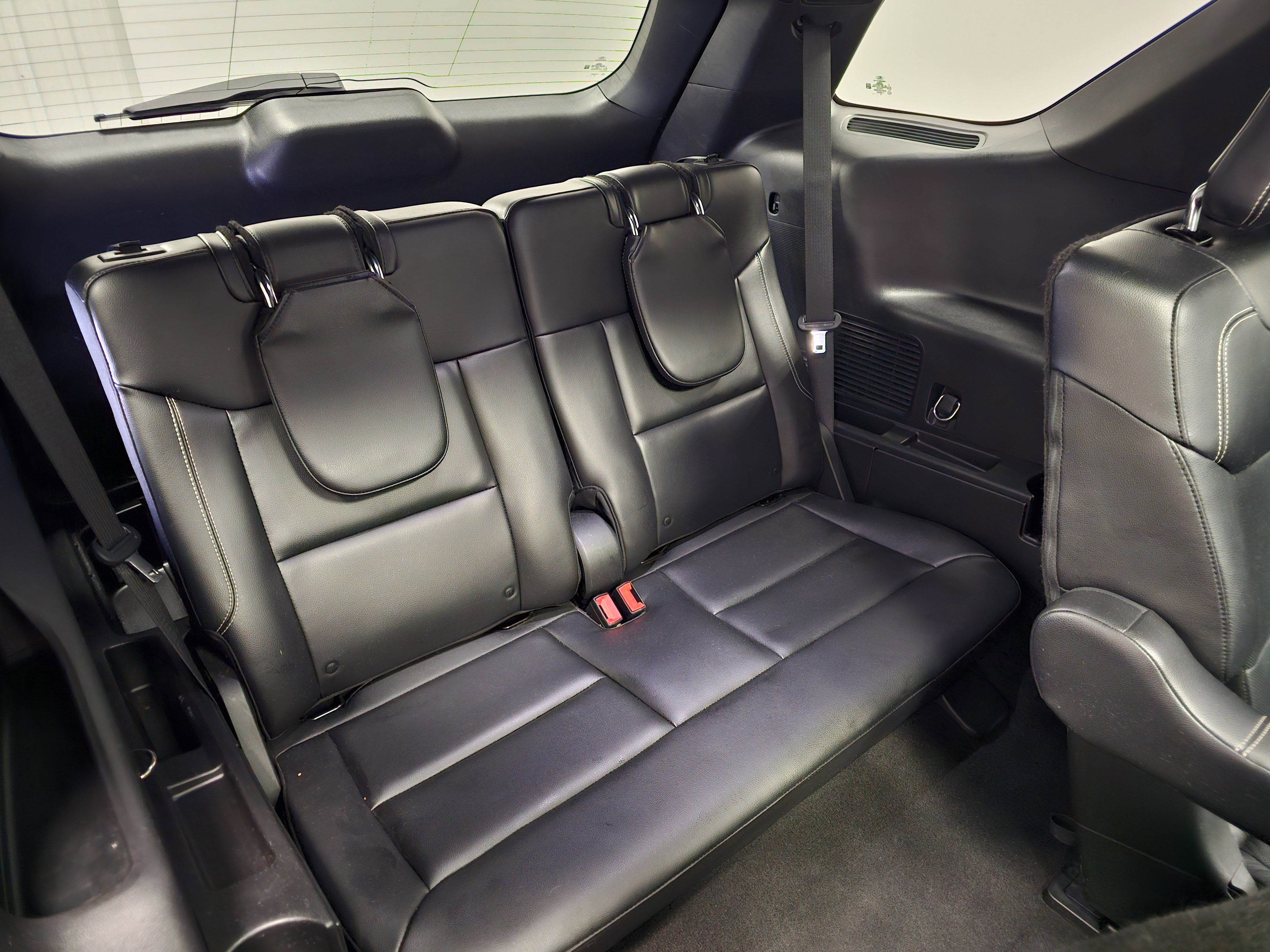 Used 2020 Ford Explorer ST image 16