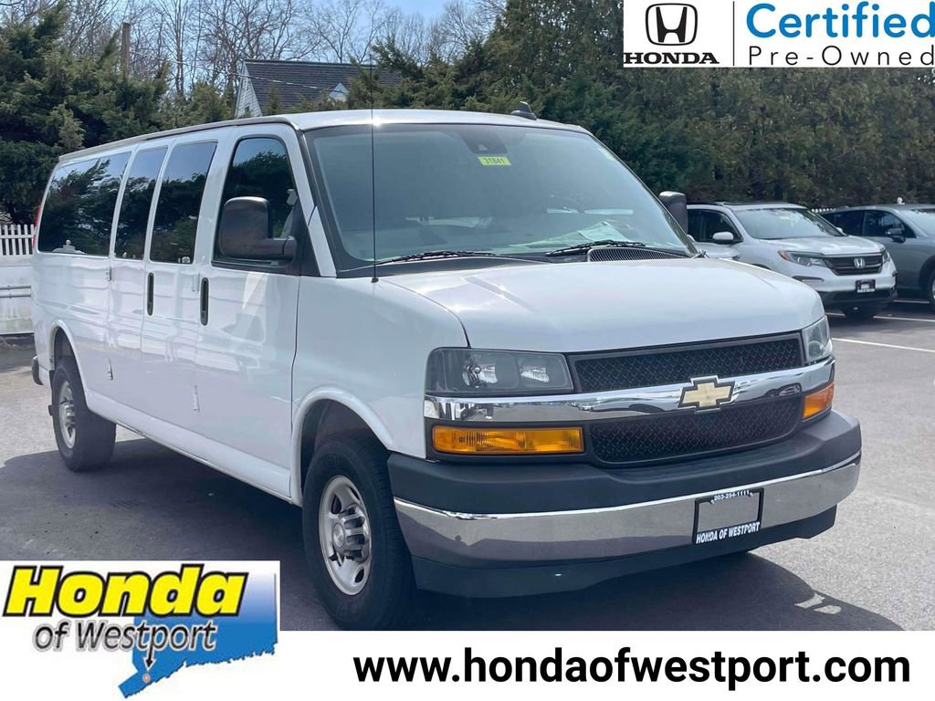 Used 2020 Chevrolet Express 3500 LT w/ LT Preferred Equipment Group RWD video 1